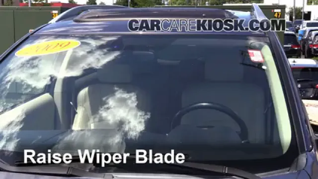 2009 Mitsubishi Outlander XLS 3.0L V6 Escobillas de limpiaparabrisas delantero Cambiar escobillas de limpiaparabrisas